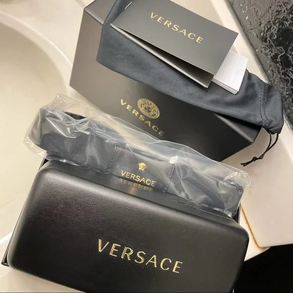 VERSACE Medusa head  Sunglasses VE2232 Dark Grey, Size 61-18/145 new with box - Picture 9 of 13